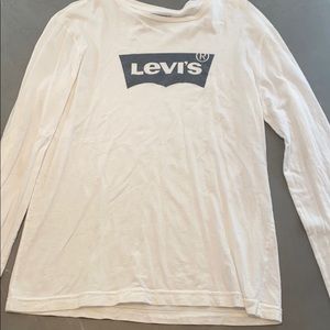 Unisex Levi’s long sleeve shirt-great condition